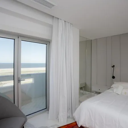 Sea Side Luxury Apartment